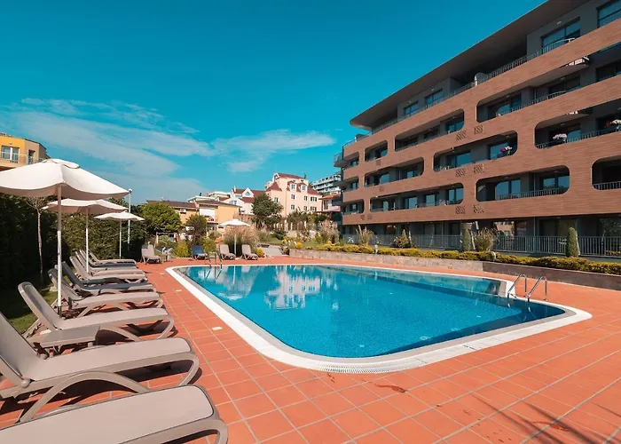 Nobile - Coral Complex With Parking & Pool Apartmán