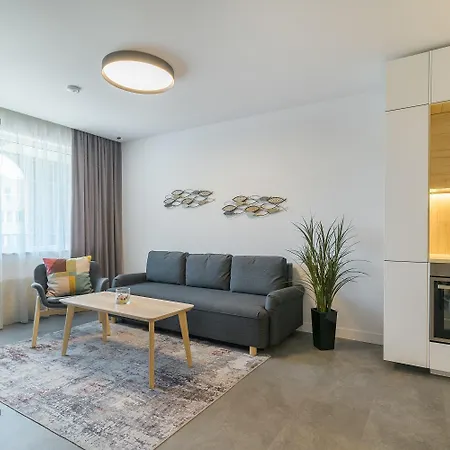 Nobile - Coral Complex With Parking & Pool Warna